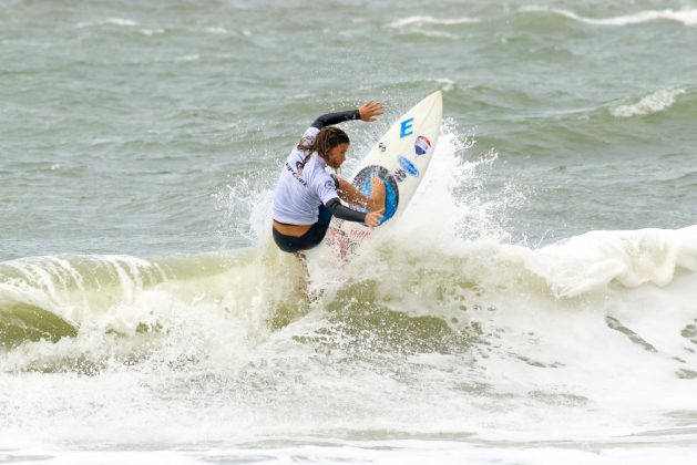 Samuel Alves, Rip Curl Guarujá Open 2017, praia das Astúrias. Foto: Silvia Winik.