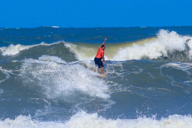 Adriano Lima, Rip Curl Guarujá Open 2017, praia das Astúrias. Foto: Silvia Winik.