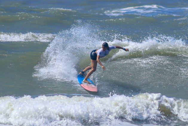 Erika Lima, Rip Curl Guarujá Open 2017, praia das Astúrias. Foto: Silvia Winik.