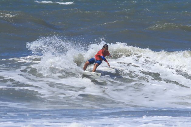 Roberto Alves, Rip Curl Guarujá Open 2017, praia das Astúrias. Foto: Silvia Winik.