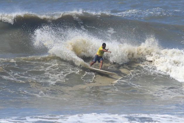 Jojó de Olivença, Rip Curl Guarujá Open 2017, praia das Astúrias (SP). Foto: Silvia Winik.