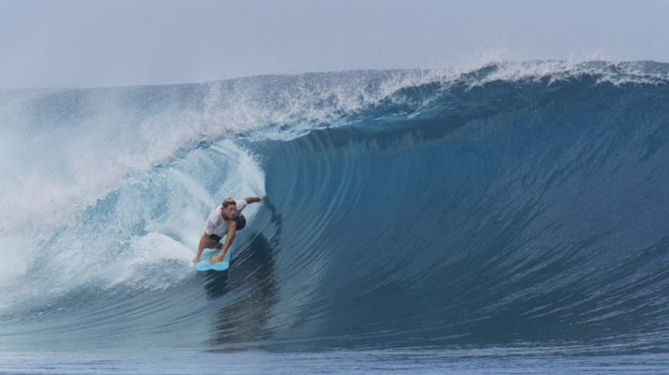 Mentawai, Indonésia. Foto: Jordan Heuer.