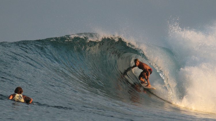 Mentawai, Indonésia. Foto: Jordan Heuer.