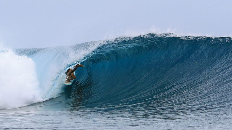 Mentawai, Indonésia. Foto: Jordan Heuer.