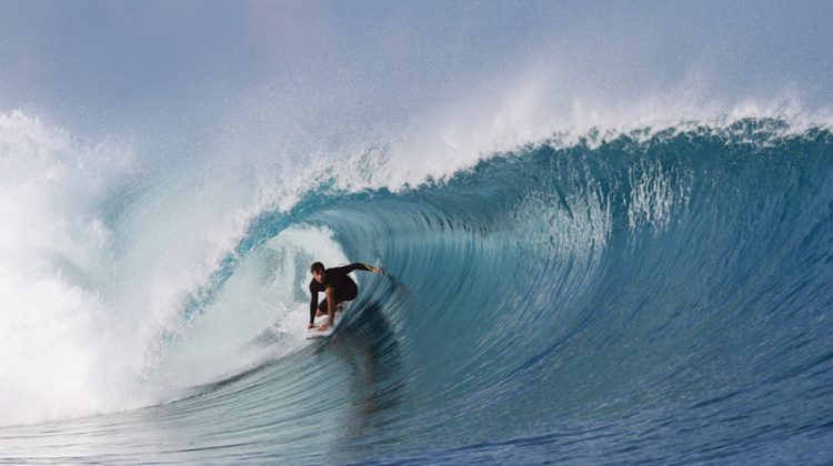 Mentawai, Indonésia. Foto: Jordan Heuer.