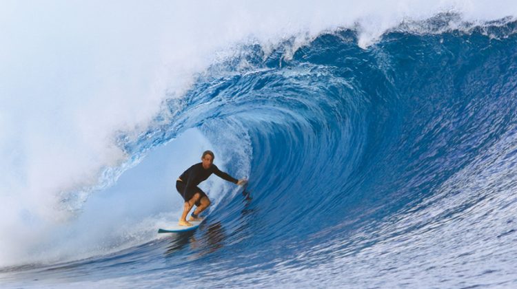 Mentawai, Indonésia. Foto: Jordan Heuer.