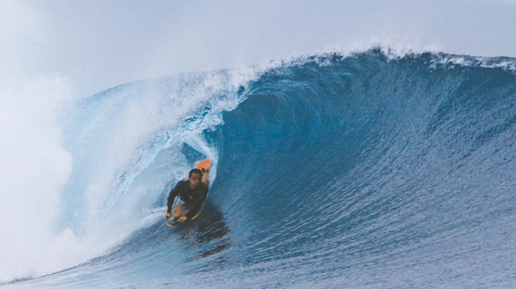 Mentawai, Indonésia. Foto: Jordan Heuer.