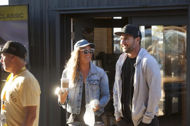 Courtney Conlogue e Joel Parkinson, Surf Ranch, Califórnia (EUA). Foto: WSL / Steve Sherman.