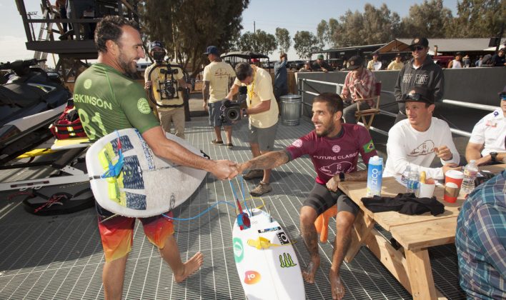 Joel Parkinson e Filipe Toledo, Surf Ranch, Califórnia (EUA). Foto: WSL / Steve Sherman.