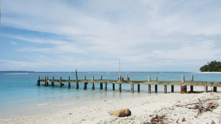 O atracador na praia do Kandui Villas, Mentawai, Indonésia. Foto: Arquivo pessoal.