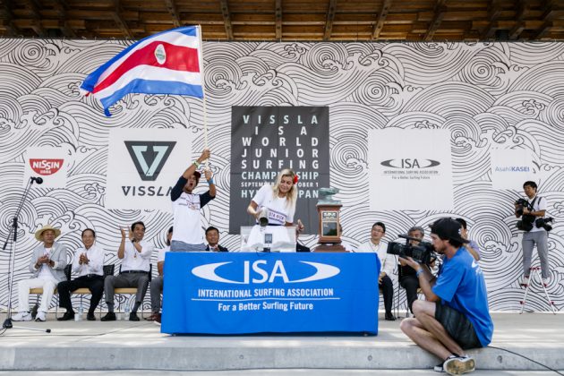 Cerimônia de abertura do Vissla ISA World Junior 2017, Okuragahama Beach, Hyuga, Japão. Foto: ISA / Reed.