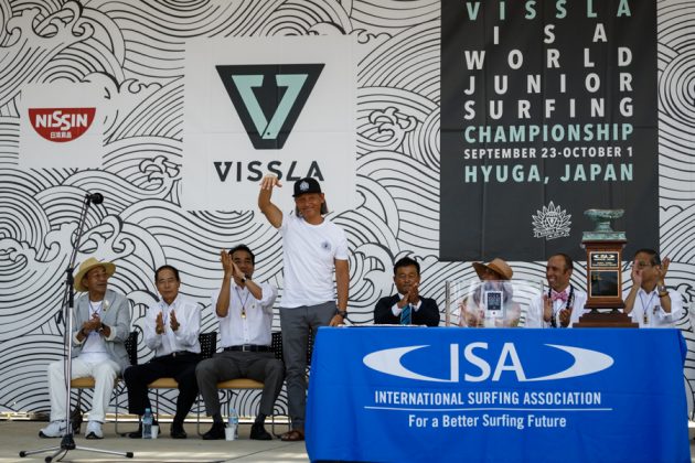 Cerimônia de abertura do Vissla ISA World Junior 2017, Okuragahama Beach, Hyuga, Japão. Foto: ISA / Reed.