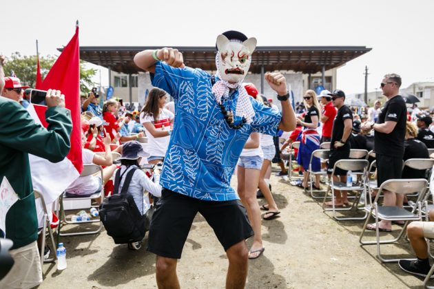 Cerimônia de abertura do Vissla ISA World Junior 2017, Okuragahama Beach, Hyuga, Japão. Foto: ISA / Reed.