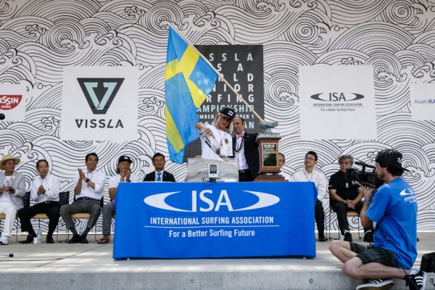 Cerimônia de abertura do Vissla ISA World Junior 2017, Okuragahama Beach, Hyuga, Japão. Foto: ISA / Reed.