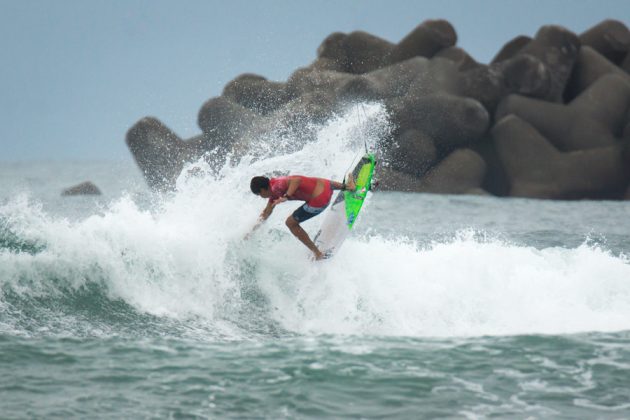 Eduardo Motta, Vissla ISA World Junior 2017, Okuragahama Beach, Hyuga, Japão. Foto: ISA / Sean Evans .