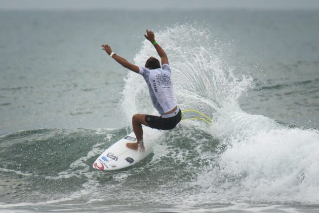 Francisco Almeida, Vissla ISA World Junior 2017, Okuragahama Beach, Hyuga, Japão. Foto: ISA / Sean Evans .