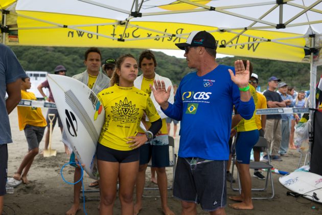 Tainá Hinckel e Adalvo Argolo, Vissla ISA World Junior 2017, Hyuga, Japão, Tainá Hinckel e Adalvo Argolo durante Vissla ISA World Junior 2017 em Hyuga, Japão. Foto: ISA / Sean Evans .