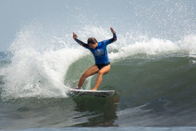 Brisa Hennessy, Vissla ISA World Junior 2017, Hyuga, Japão. Foto: ISA / Sean Evans .