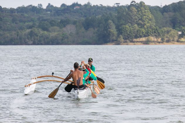 Batismo de canoas no Passaúna Paddle Club. Curitiba (PR). Foto: Naideron Fotografias.