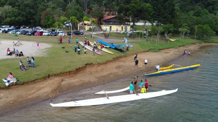 Batismo de canoas no Passaúna Paddle Club. Curitiba (PR). Foto: Naideron Fotografias.