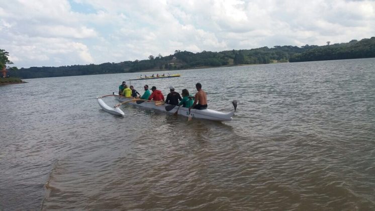 Batismo de canoas no Passaúna Paddle Club. Curitiba (PR). Foto: Naideron Fotografias.