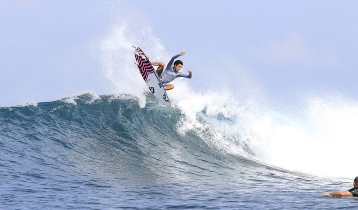 Renan Hanada, Mentawai, Indonésia. Foto: Gil Hanada.