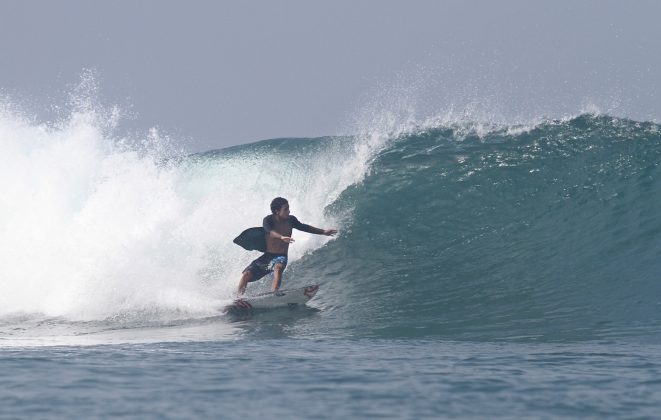 Renan Hanada, Mentawai, Indonésia. Foto: Gil Hanada.