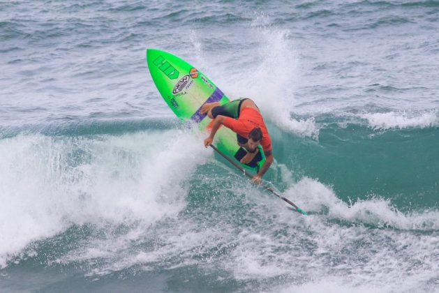 Leco Salazar, Rip Curl Guarujá Open 2017, Praia do Tombo. Foto: Silvia Winik.