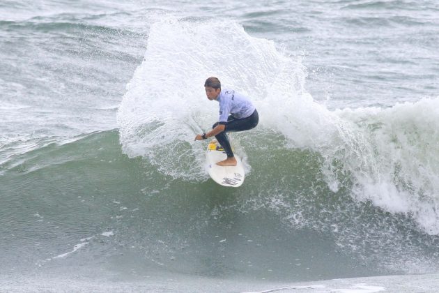 Derek Matos, Rip Curl Guarujá Open 2017, Praia do Tombo. Foto: Silvia Winik.