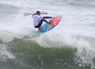 Quebraceira de SUP Wave em Ibiraquera