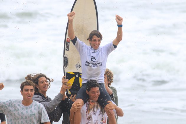 Luiz Juquinha, Rip Curl Guarujá Open 2017, Praia do Tombo. Foto: Silvia Winik.