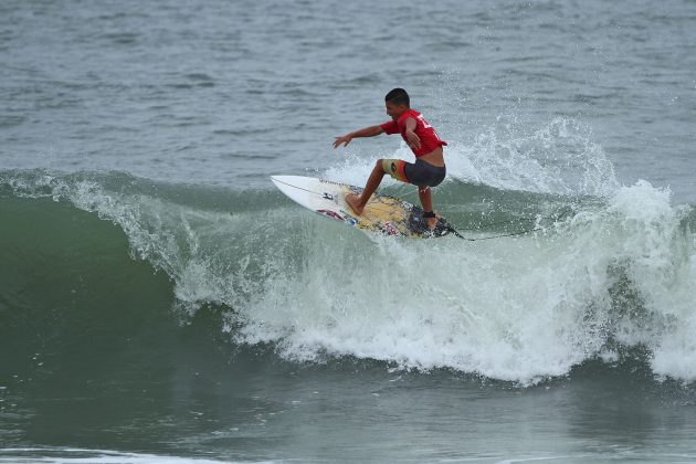 Caio Costa, Hang Loose Surf Attack 2017, Praia do Tombo, Guarujá (SP). Foto: Munir El Hage.