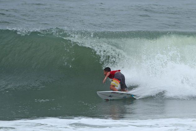 Caio Costa, Hang Loose Surf Attack 2017, Praia do Tombo, Guarujá (SP). Foto: Munir El Hage.