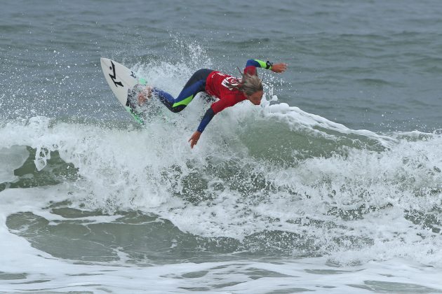 Murilo Coura, Hang Loose Surf Attack 2017, Praia do Tombo, Guarujá (SP). Foto: Munir El Hage.