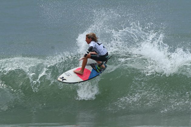 Rodrigo Saldanha, Hang Loose Surf Attack 2017, Praia do Tombo, Guarujá (SP). Foto: Munir El Hage.