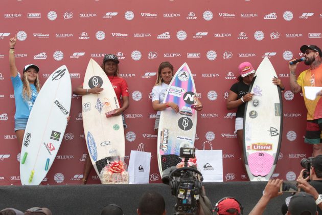 Pódio Pro Junior, Neutrox Weekend 2017, Barra da Tijuca, Rio de Janeiro (RJ). Foto: Pedro Monteiro / Neutrox.