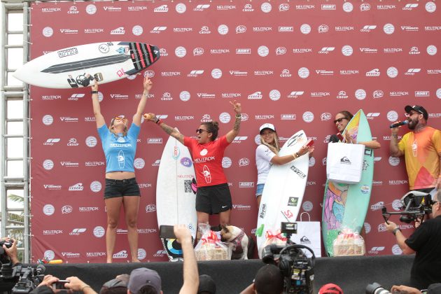 Pódio QS Feminino, Neutrox Weekend 2017, Barra da Tijuca, Rio de Janeiro (RJ). Foto: Pedro Monteiro / Neutrox.