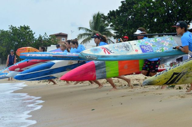 SUP Race Técnico Ubatuba Grand Slam 2017. . Foto: Claudia Pegoraro.