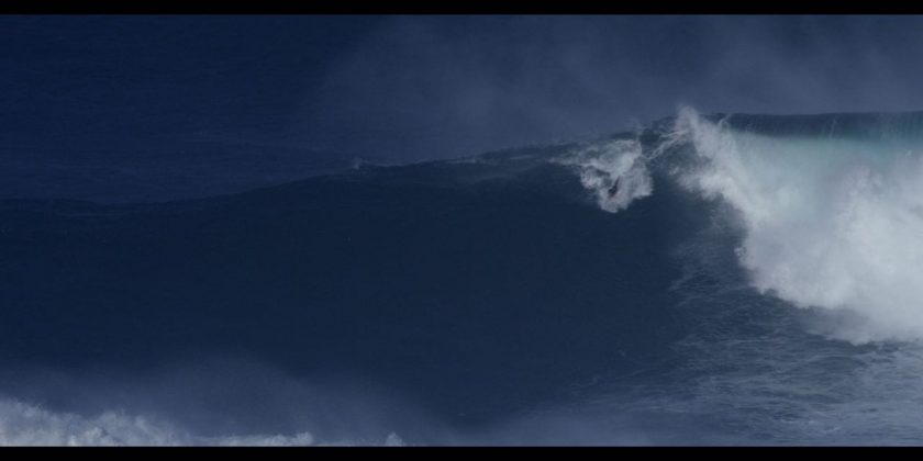 Kalani Lattanzi, Nazaré, Portugal. Foto: Nuno Dias.