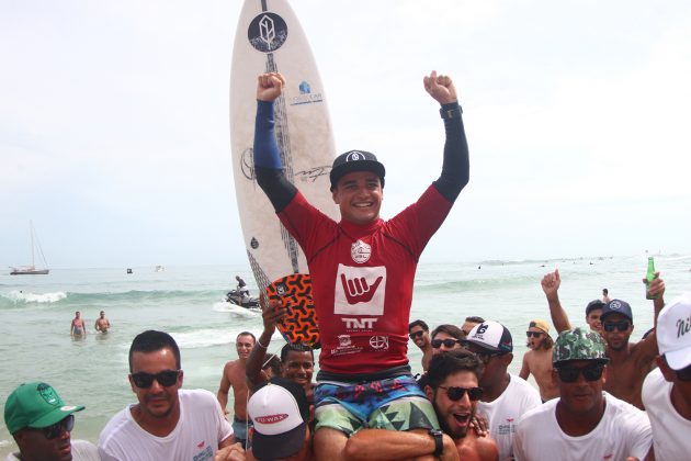 Deivid Silva, Hang Loose São Sebastião Pro 2017, Maresias, São Sebastião (SP). Foto: © WSL / Smorigo.