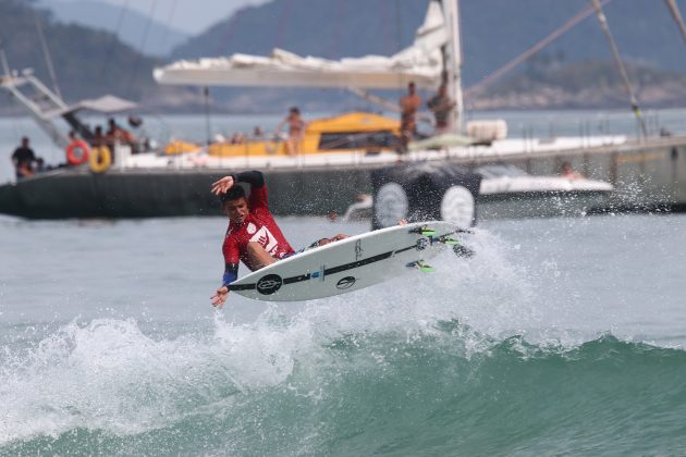 Deivid Silva, Hang Loose São Sebastião Pro 2017, Maresias, São Sebastião (SP). Foto: © WSL / Smorigo.