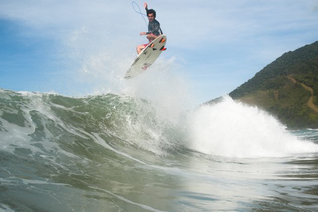 Italo Ferreira, Hang Loose São Sebastião Pro 2017, Maresias, São Sebastião (SP). Foto: Mario Nastri.