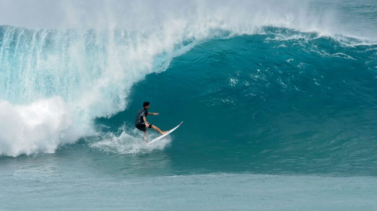 Gabriel Medina, Pipeline, North Shore de Oahu, Havaí. Foto: Bruno Lemos / Sony Brasil.