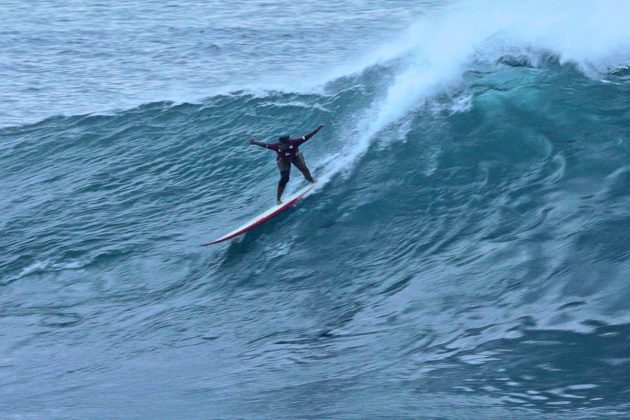 Suelen Naraisa, Waimea, North Shore de Oahu, Havaí. Foto: Bruno Lemos / Sony Brasil.