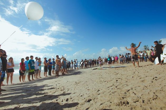 Homenagem a Jean da Silva, Praia do Bispo, Balneário Barra do Sul (SC). Foto: Bárbara Aviz.