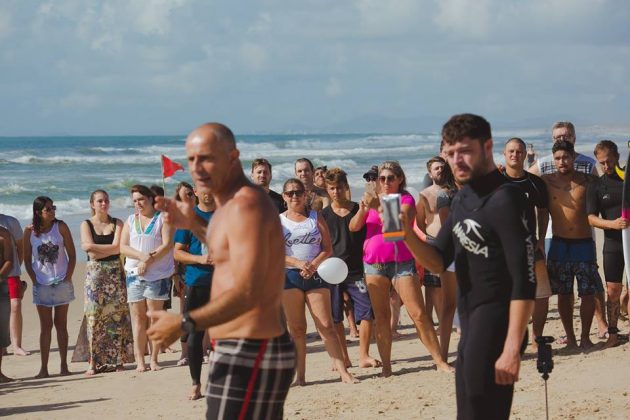 Homenagem a Jean da Silva, Praia do Bispo, Balneário Barra do Sul (SC). Foto: Bárbara Aviz.