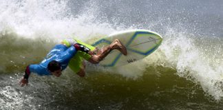 Duelo de Titãs na Prainha