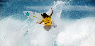 Rebecca Woods descola wildcard para Billabong Pro