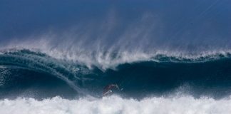 Confira imagens da galera arrepiando nas ondas